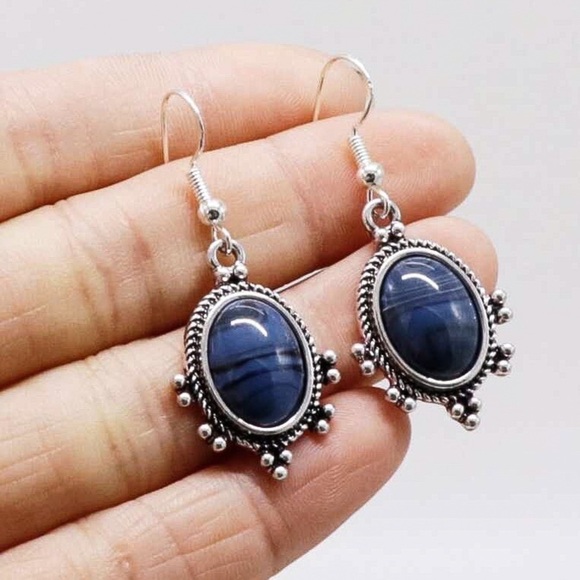GlitzBlitz Boutique Jewelry - Any 2/$20! Silver Smoky Blue Marble Gem Vintage Drop Earrings